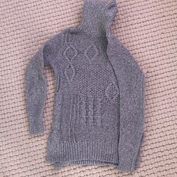 abercrombie kids Other - Grey knit sweater